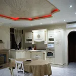Gold Luxury Suite Home Roma